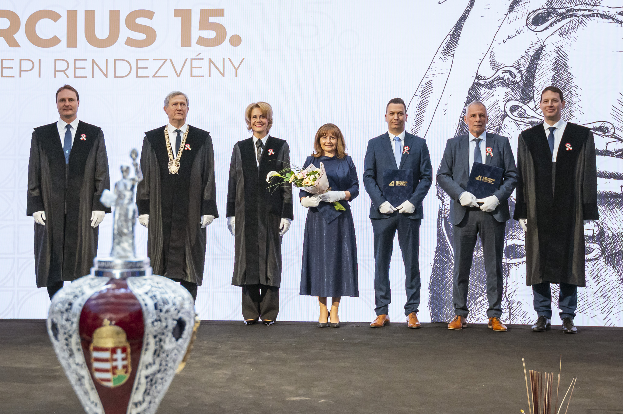 Gallery of award recipients: The ceremony also provided an opportunity to present the prestigious recognitions of Széchenyi István University. (Photo: András Adorján, Gergely Nagy / Széchenyi István University)
